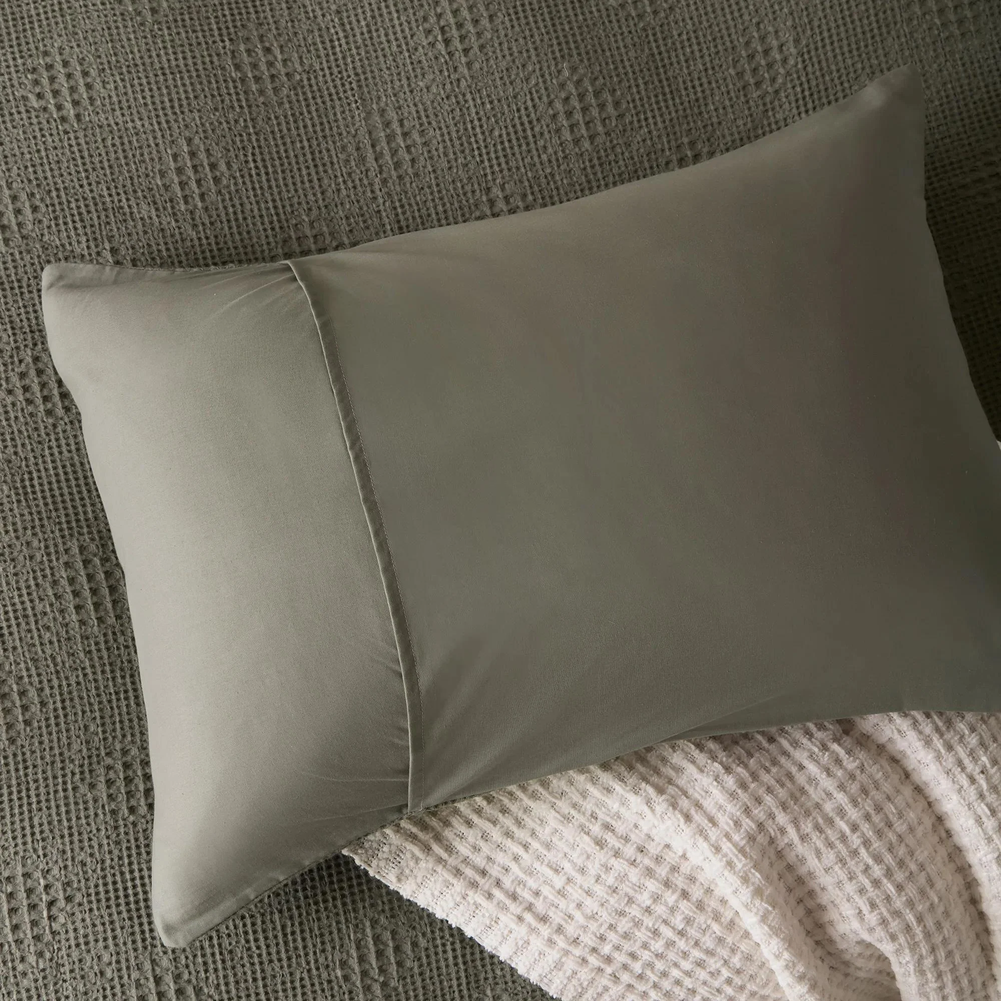 Alkin Duvet Cover Set - Image 5