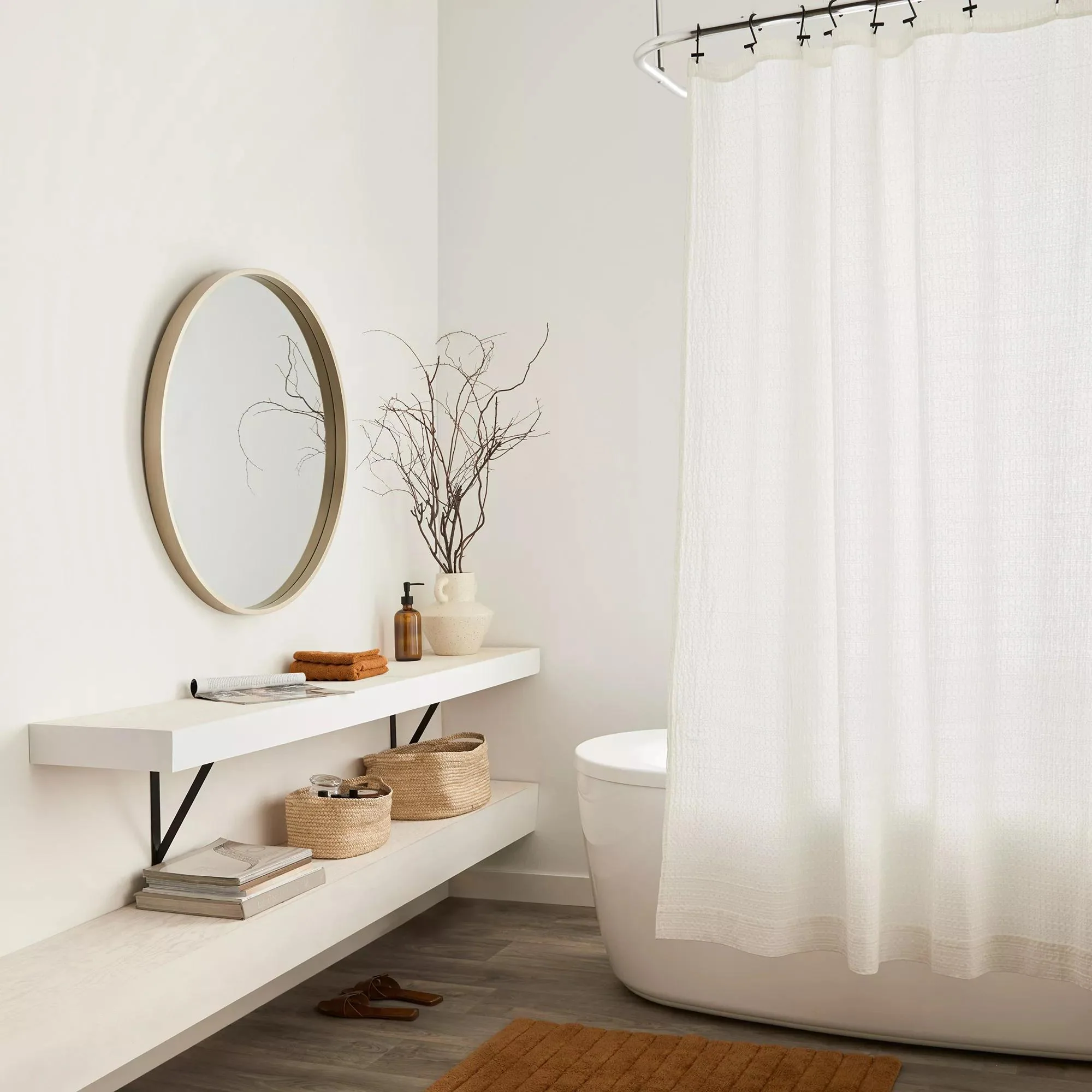Amber Glass Soap Dispenser - Image 4