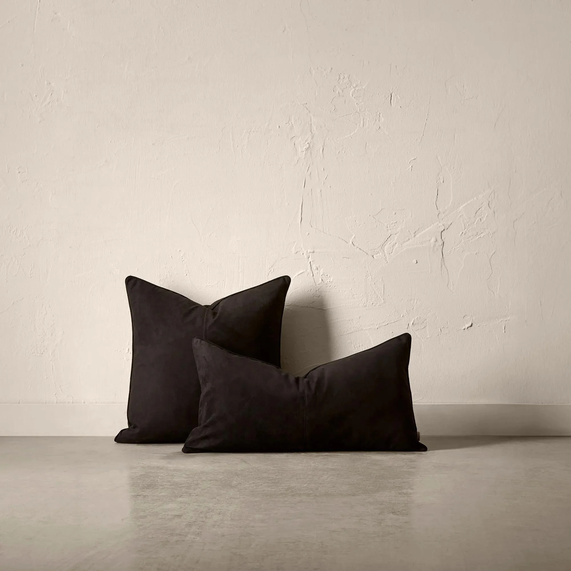 Black Clifford Decorative Pillow - Image 3